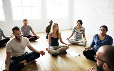 4 Ways to Heal During Your Next Group Yoga Class